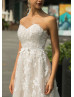 Strapless Sweetheart Neck Ivory Lace Tulle Wedding Dress